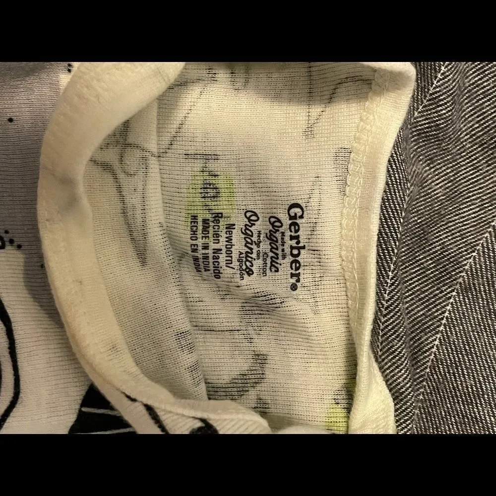 Newborn onesies - Picture 2 of 13